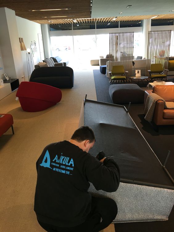 montaža namestaja trosed